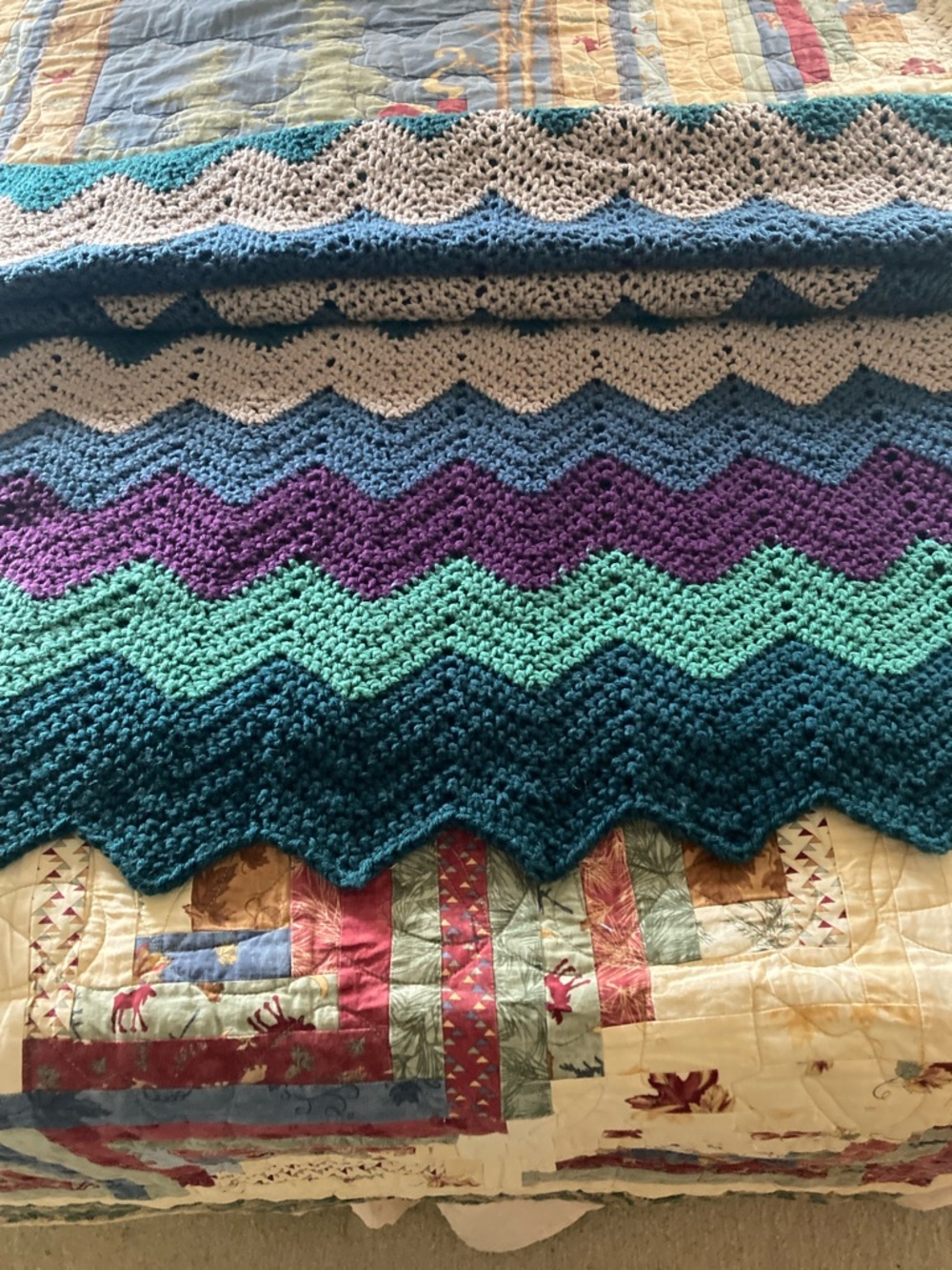 Handmade afghan chevron ripple design multi color cozy